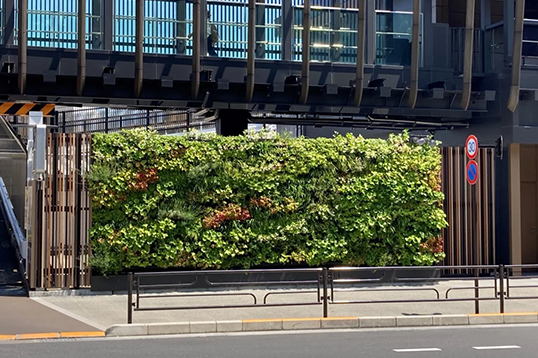 トスラシステム（壁面緑化）