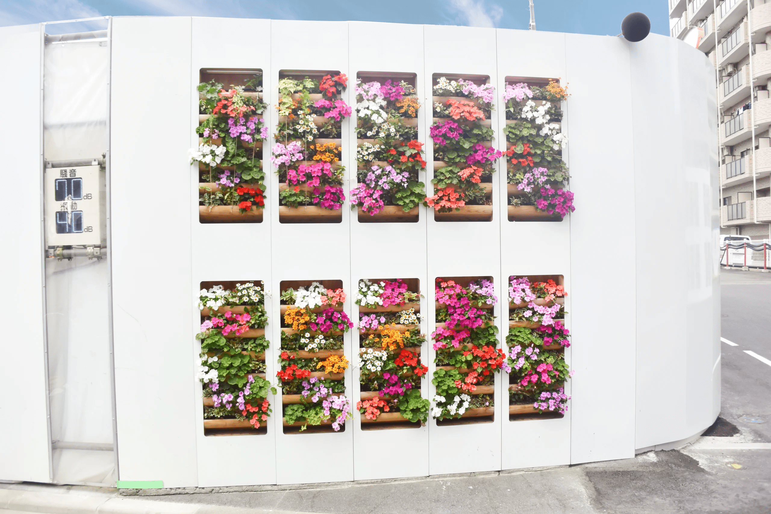 事務所ビル建設現場のサムネイル画像です