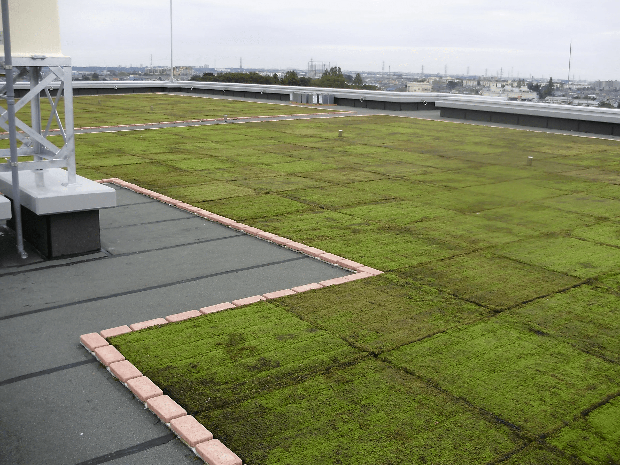 梶原工業屋上緑化工事のサムネイル画像です