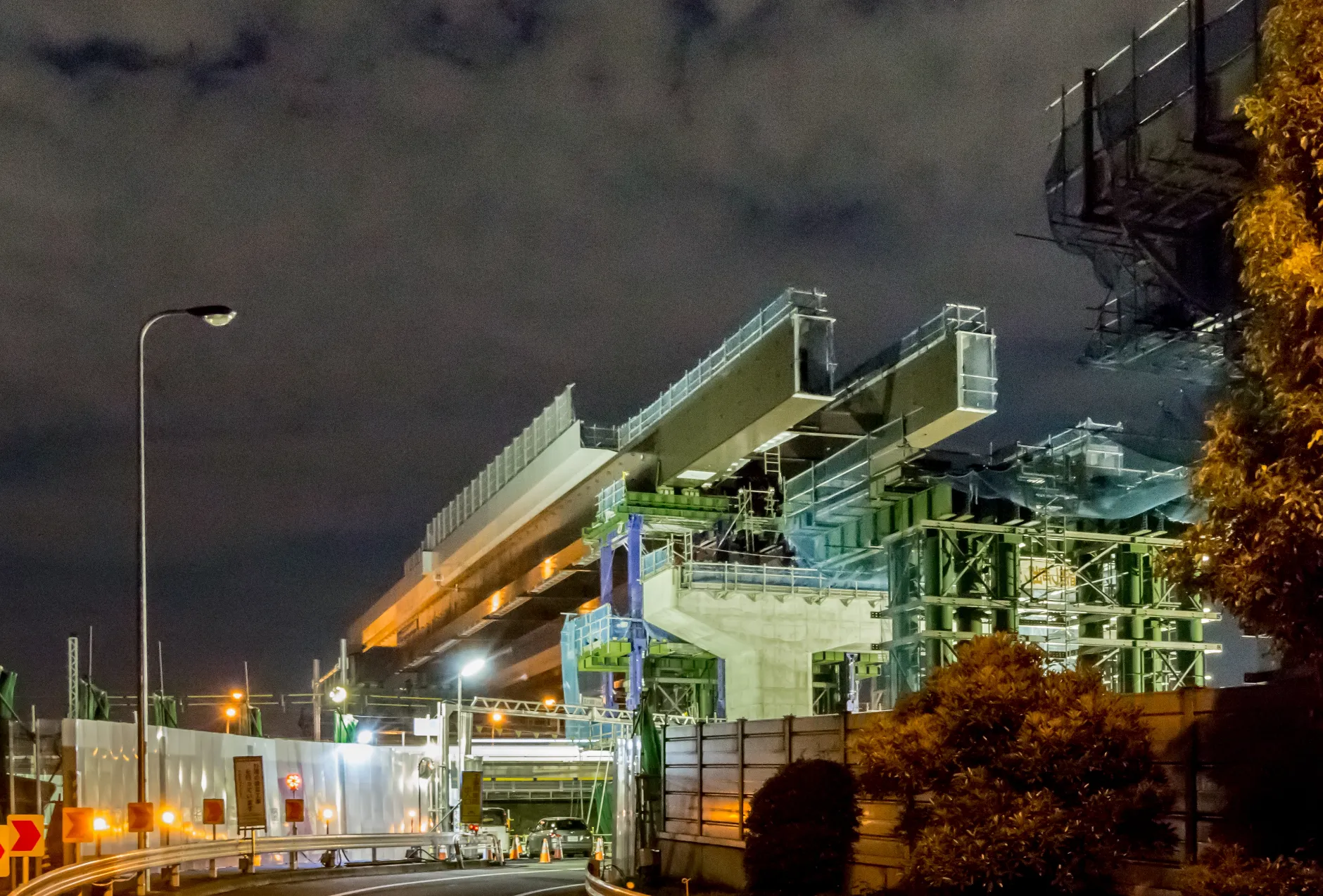JR常磐線 金町・松戸間東京外環自動車道小山高架橋新設工事のサムネイル画像です